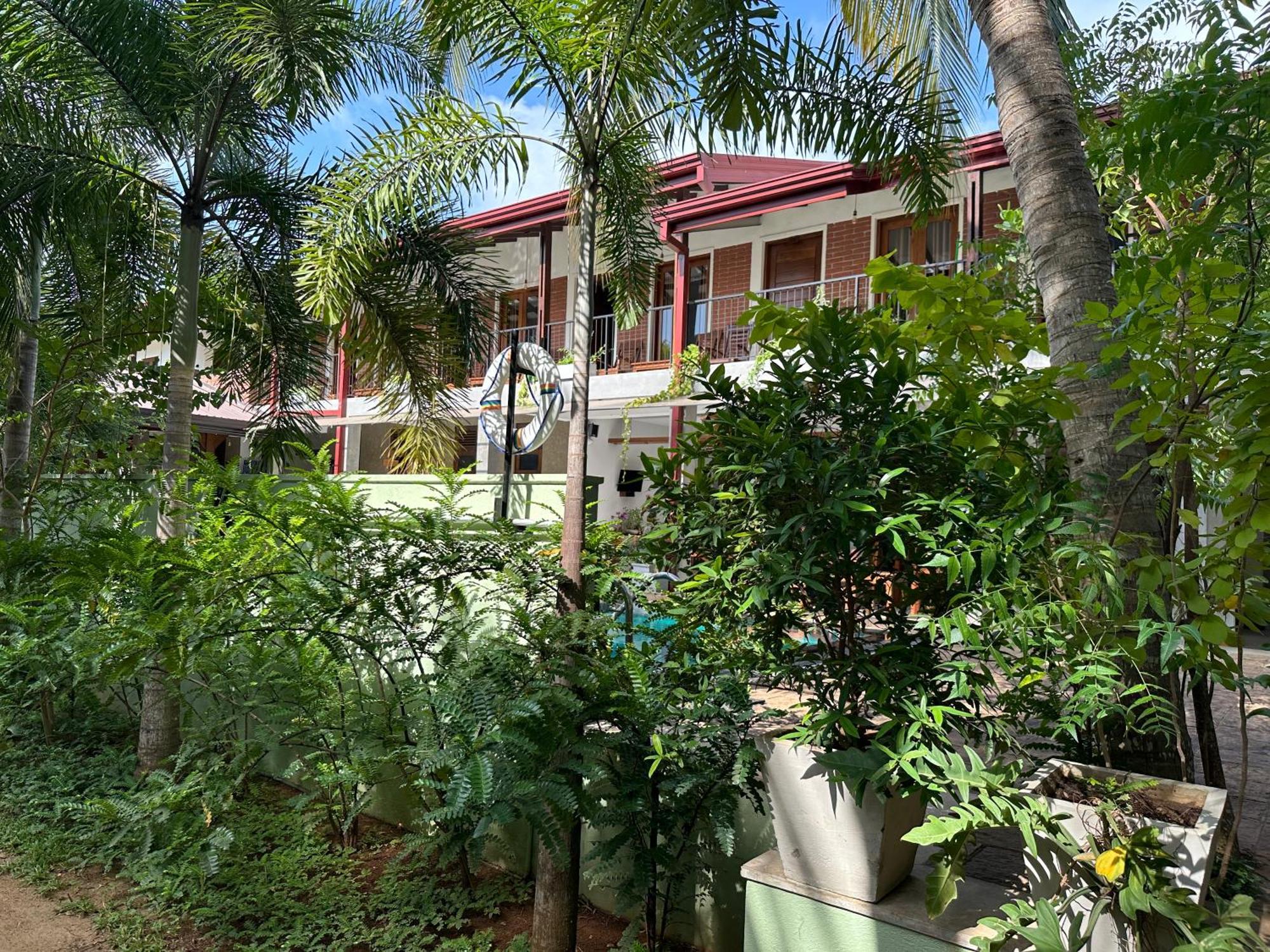 Hotel Heladiv Anuradhapura Esterno foto