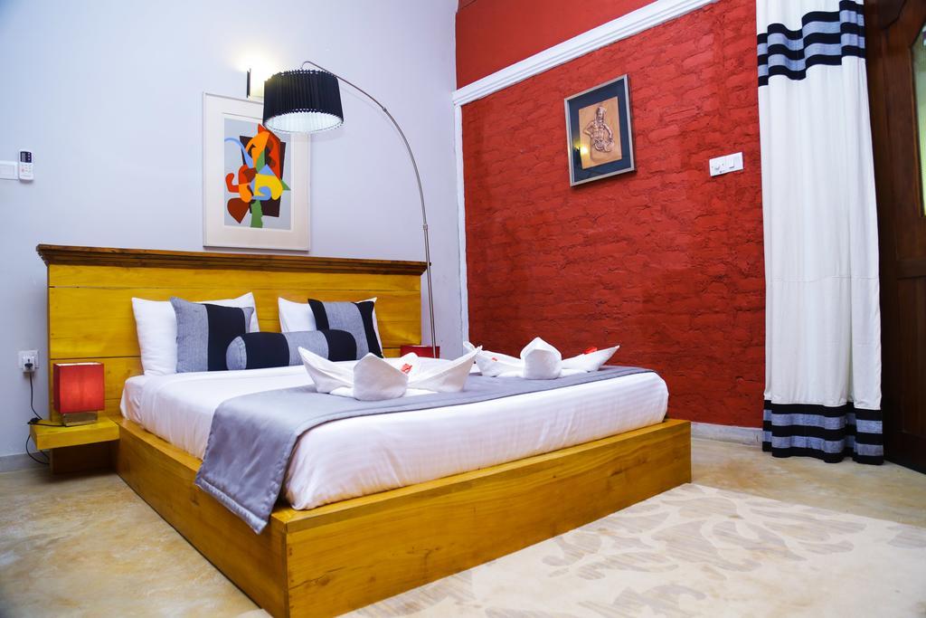 Hotel Heladiv Anuradhapura Esterno foto