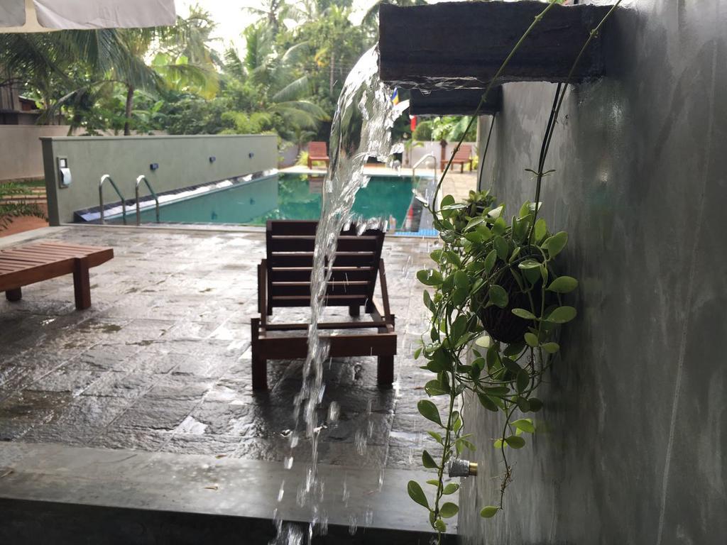 Hotel Heladiv Anuradhapura Esterno foto